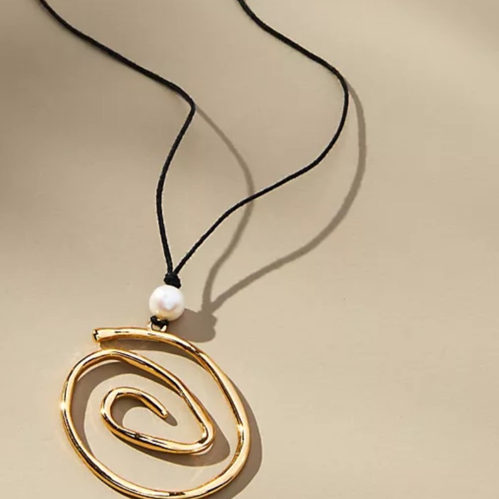 Frasier Sterling Bermuda Pendant Choker Necklace in Gold